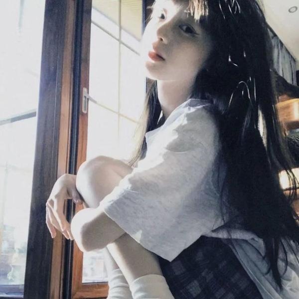 传闻中的女人